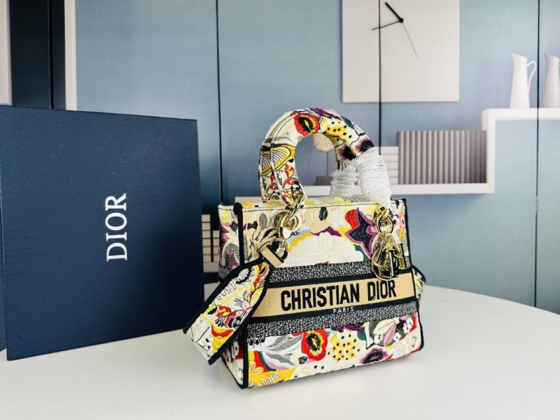 Dior Shopping Bags